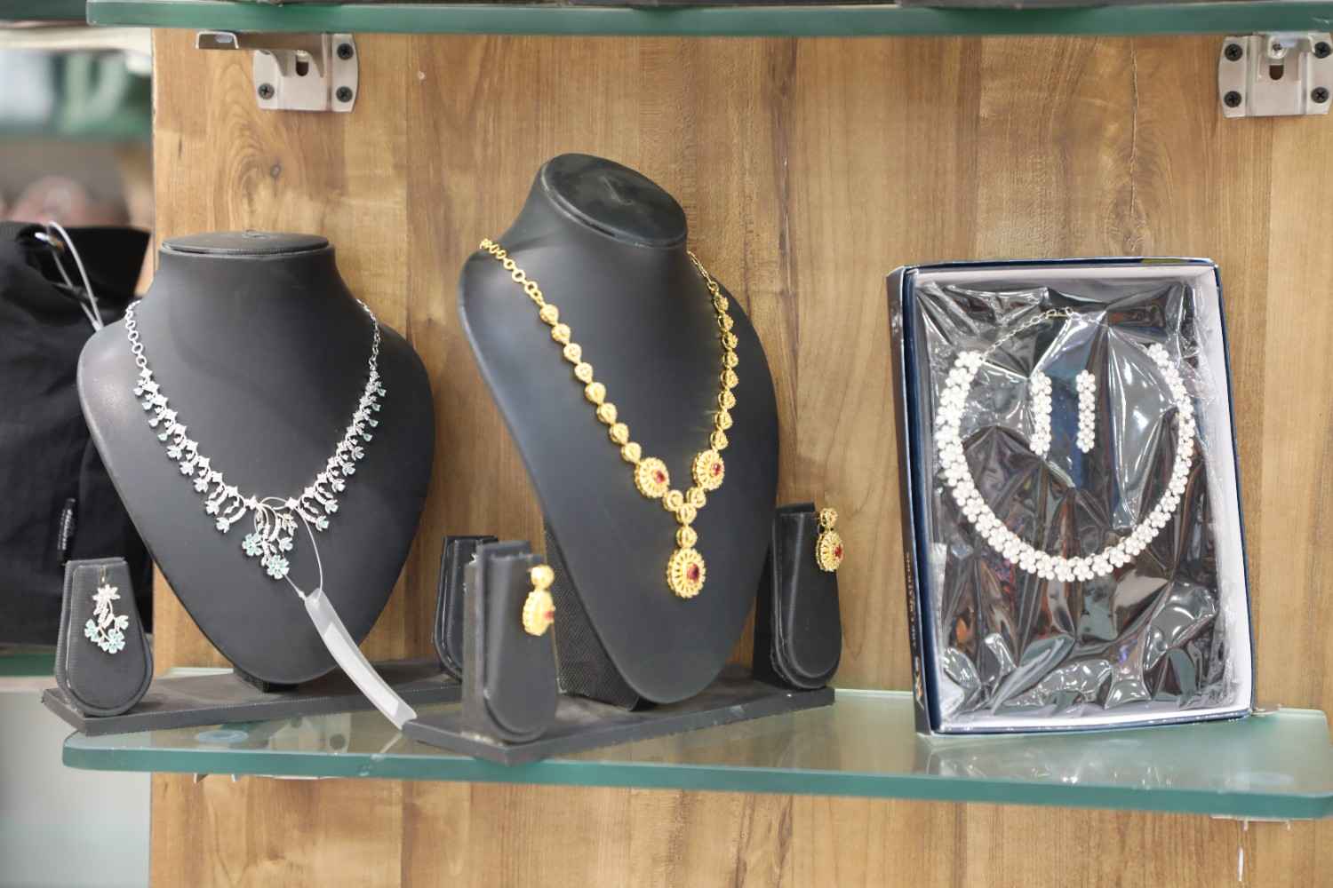 Women's Fashion